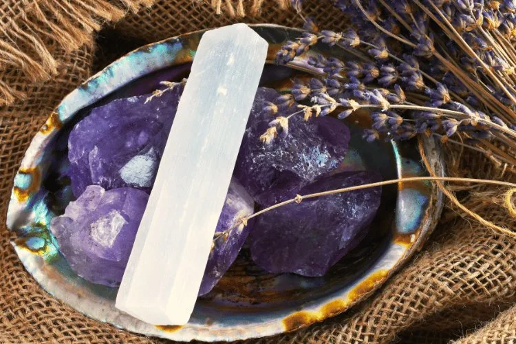 amethyst and selenite image