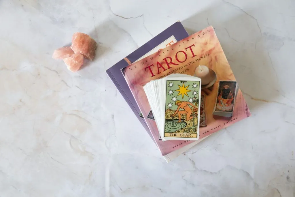 Tarot card