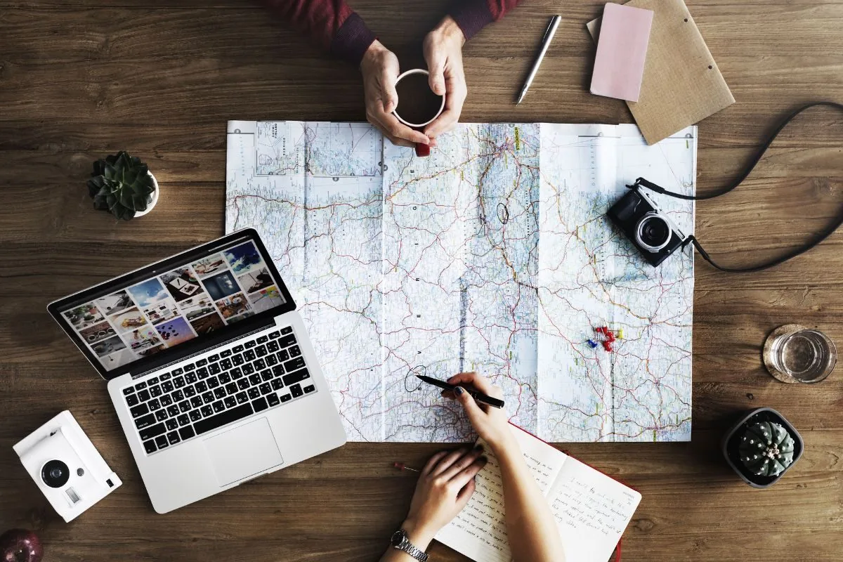Astrocartography: travel accessories on a map