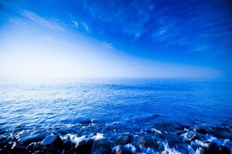 royal blue aura image