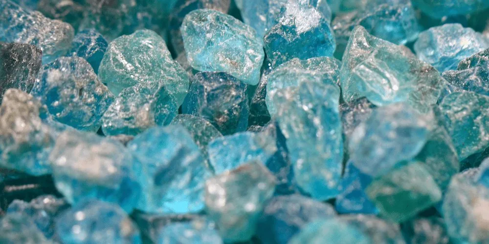 Stones for Throat Chakra: Blue Apatite