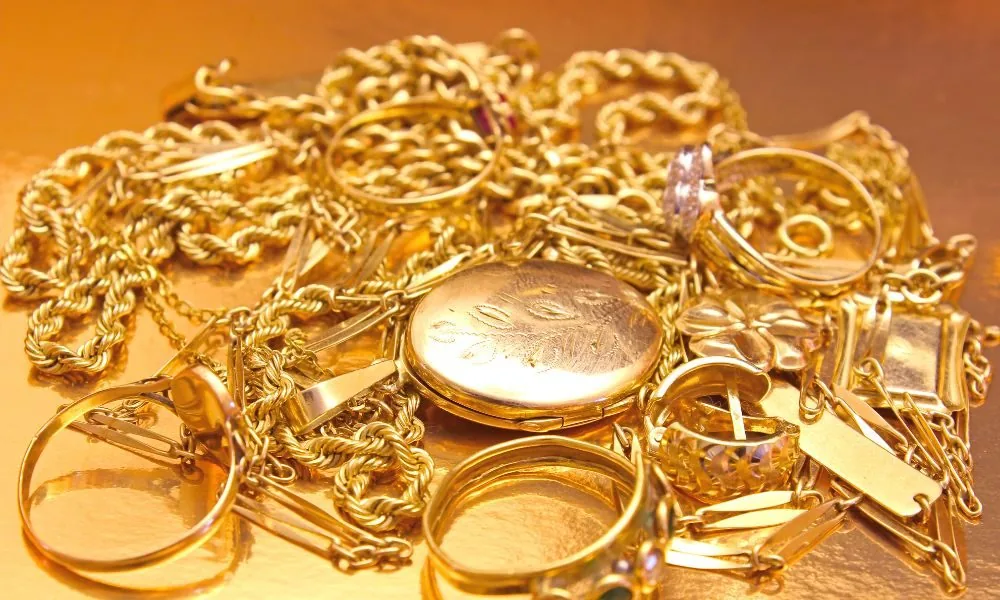gold accessories