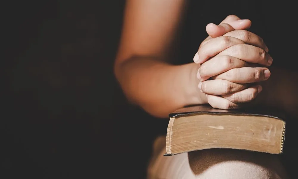 image for what is a good bible verse to read