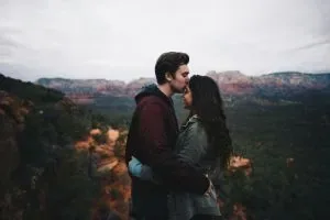 Image for what indicates healthy communication in a relationship