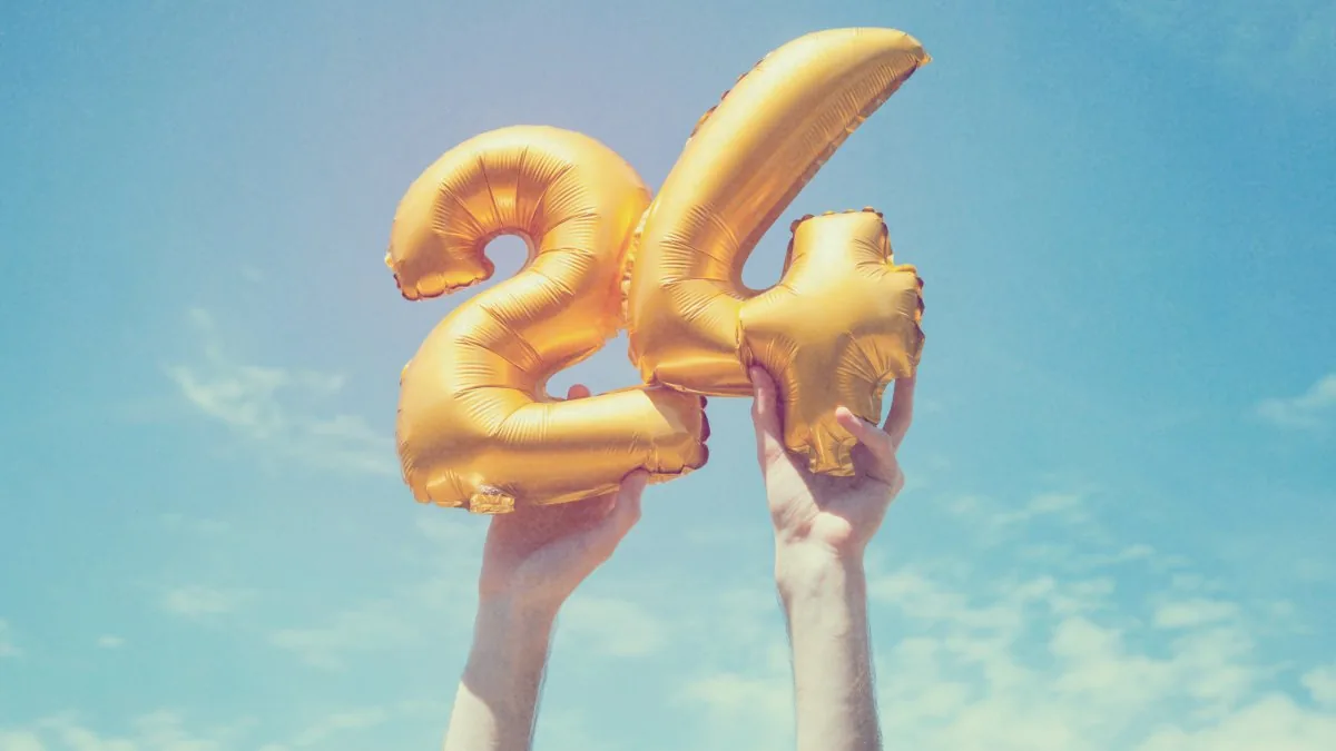 number 24 inflatable balloon