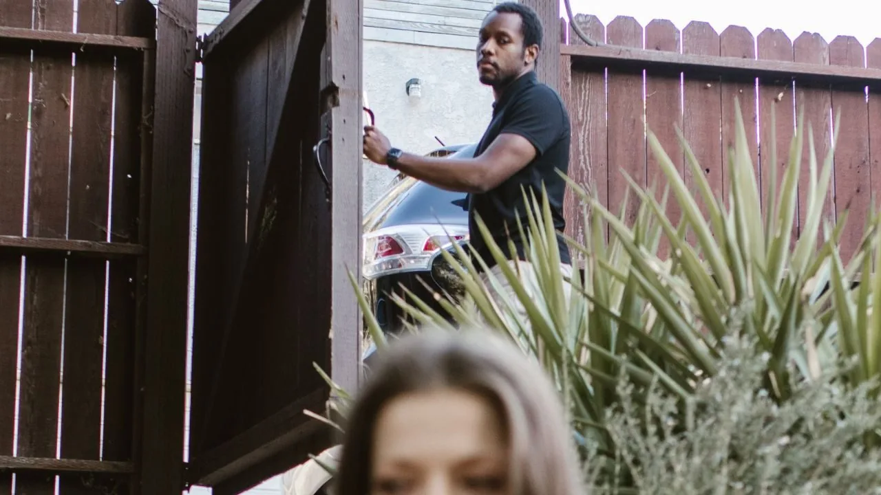 Couple who seem like they are in a disagreement