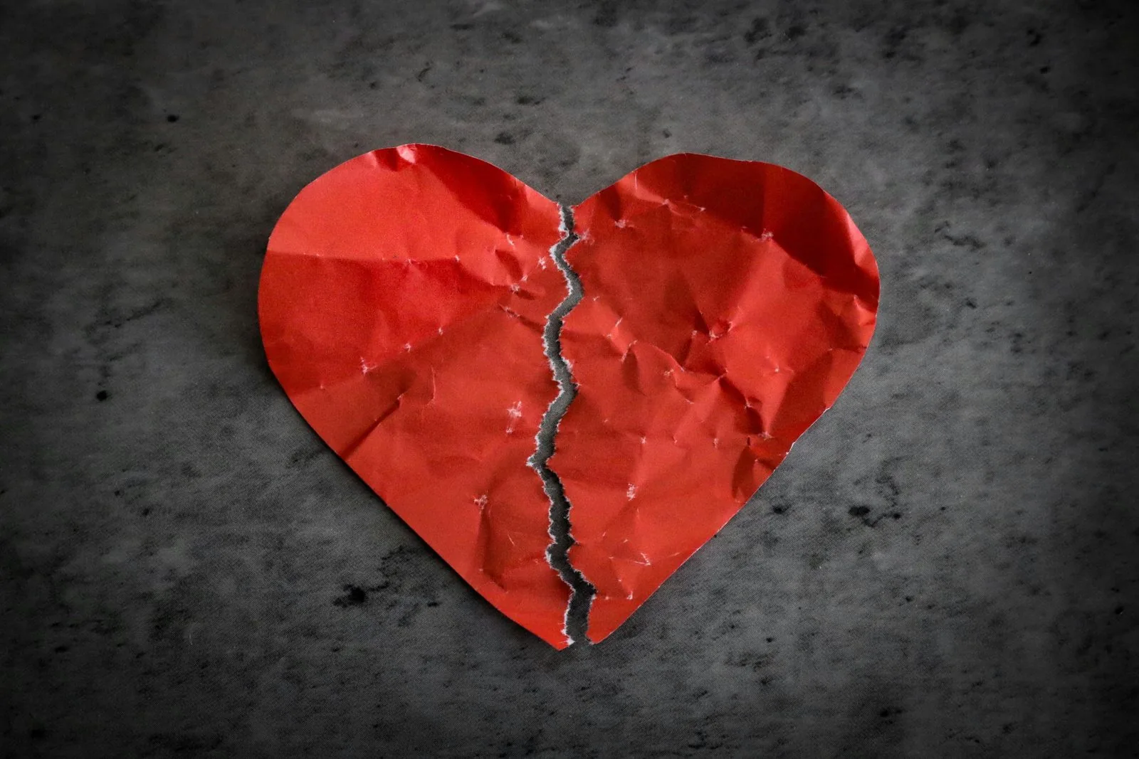 read paper broken heart